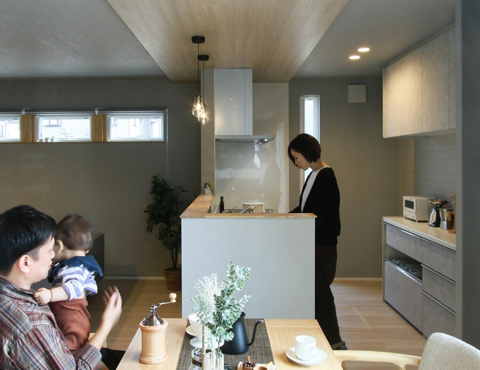 新潟市東区・船江町モデルハウスのキッチンの画像1
