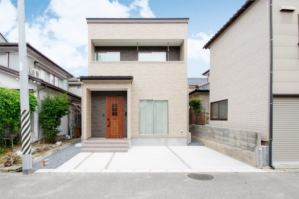 新潟市東区牡丹山「やわらかなカラーでまとめたシンプルナチュラルな家」 